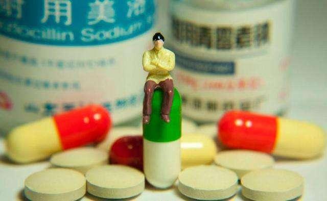 “阿莫西林”要了解，或对4种病有效，乱用、滥用或会引火烧身？