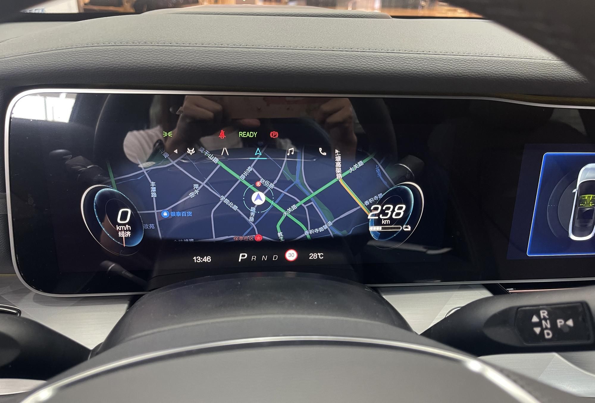 阿尔法s跟小鹏汽车,小鹏新能源汽车报价大全2022款