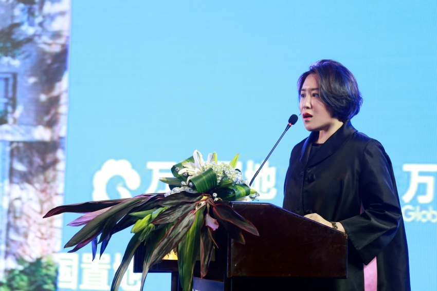 一个女企业家在美国被捕的教训,女企业家潜逃国外