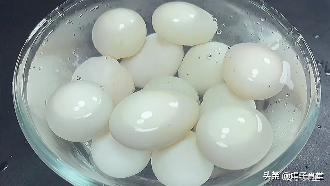 腌制咸鸭蛋最简单正确的做法,把咸鸭蛋腌制成流油咸鸭蛋的方法
