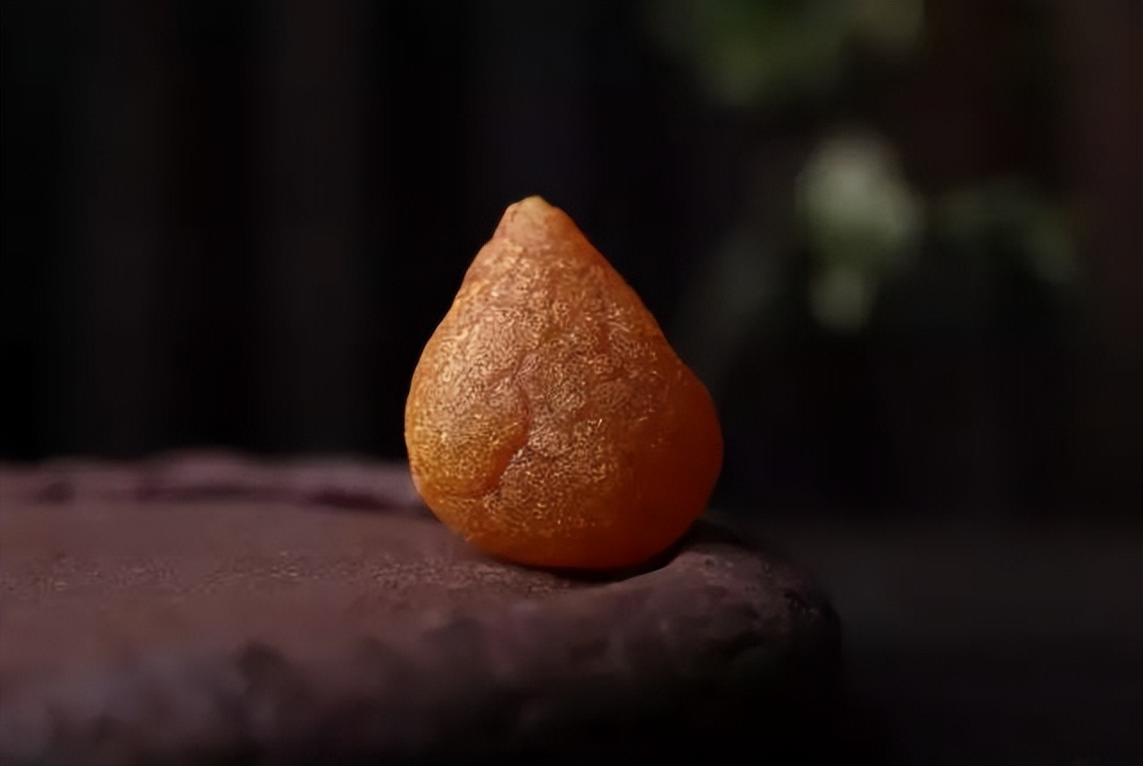 俄料老熟度怎么看,乌料和俄料蜜蜡盘出来区别