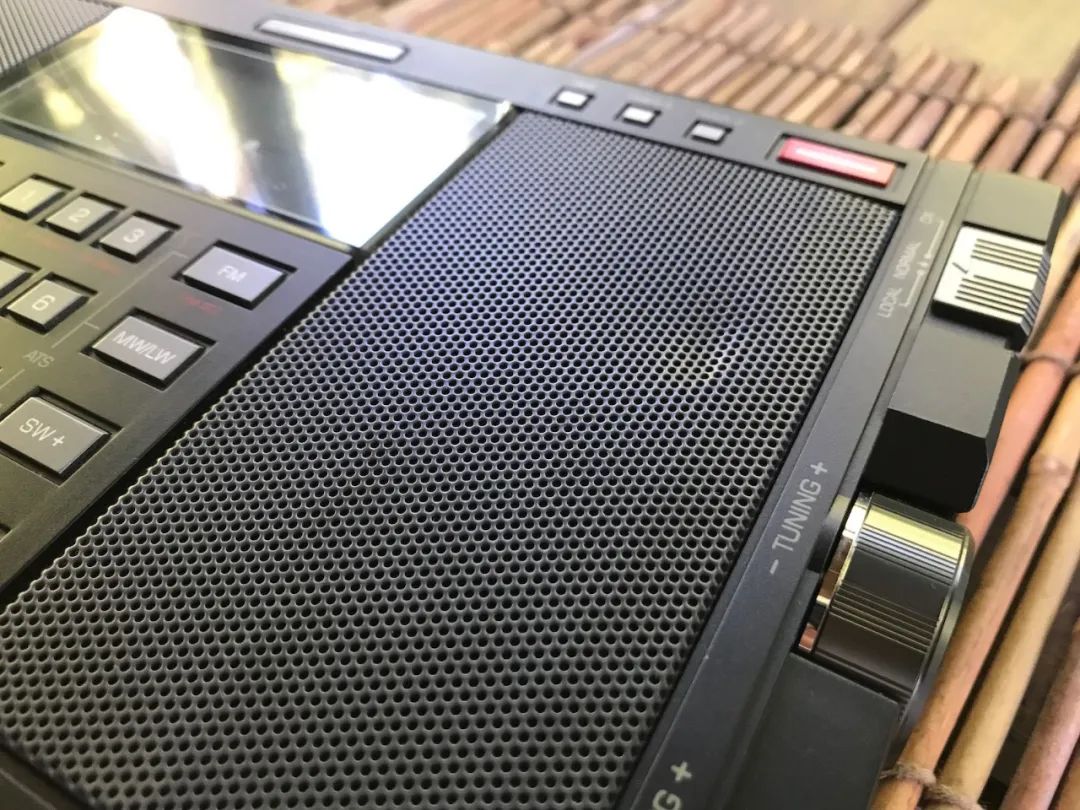 德生收音机短波最好的一款,德生收音机最耐用的型号