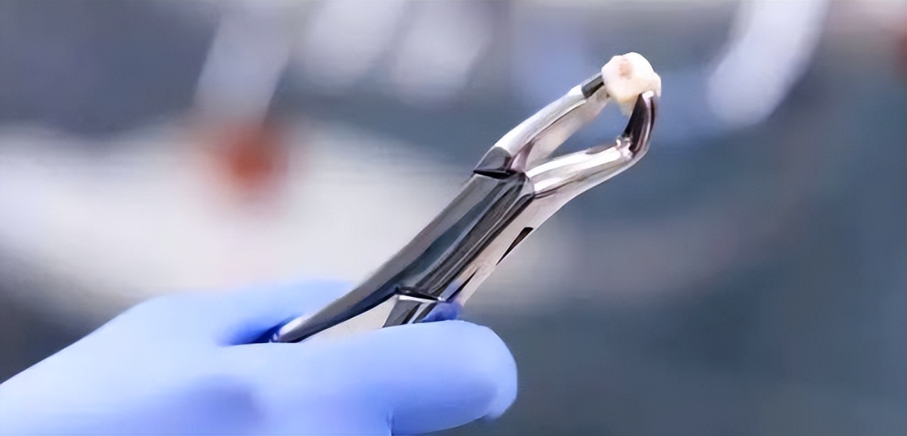 女子在诊所被人砍杀系情杀,女子刺伤牙医事件通报