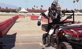 走路走累了躺下歇一歇,走路走累了坐地上