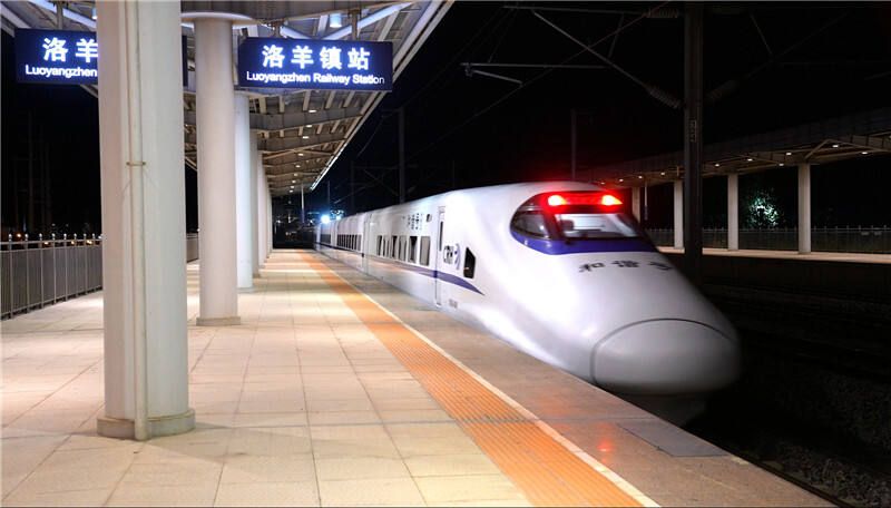 昆明成都高铁时刻表,昆明成都动车