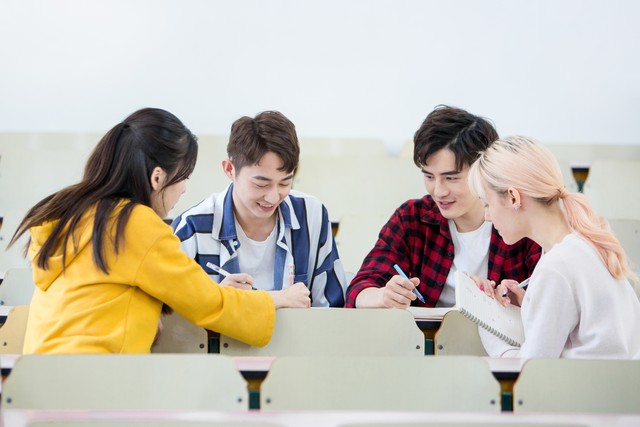 你对大学生创业怎么看,大学生创业你会创业吗你怎么看