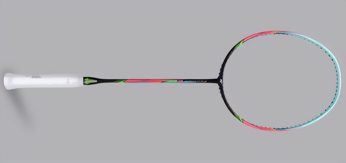 攻守兼备羽毛球拍球拍推荐500内,攻守平衡羽毛球拍