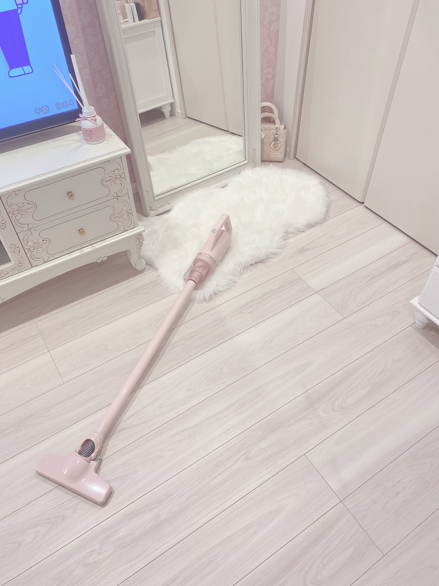 女孩晒写真被骂,女孩发照片被骂