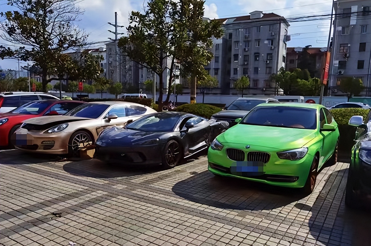 隔壁有两家“猫虎狗”,生意依旧红红火火，150平修车行如何做到的