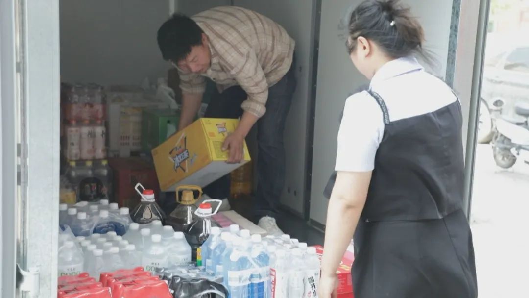 李佩玉：线上+线下铺就“创业路”