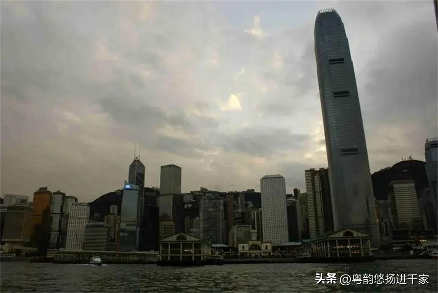 炎黄子孙的期盼一《百年失路盼回归》伴唱音频与简谱