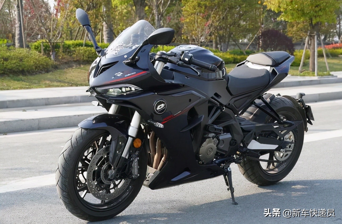 比较好的地平线机车,地平线四缸机车