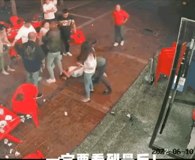 唐山烧烤店被打女子现状官方消息,唐山被打的四个女孩现状如何