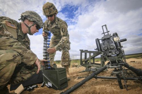 美国陆军单兵大杀器，火力凶悍爆发力极强，战场上的“万金油”