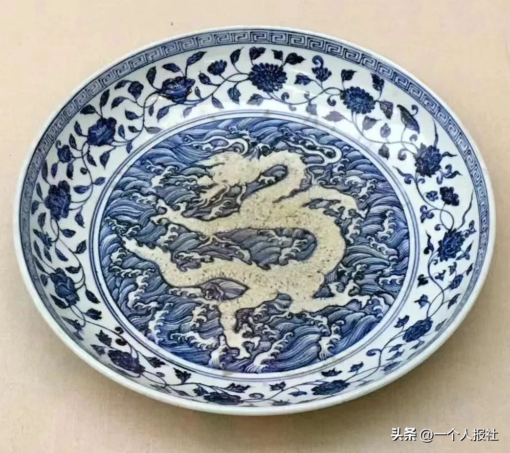 青花的故事：永乐、乾隆神品双盘