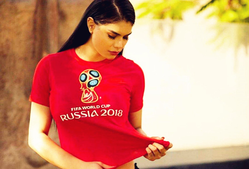 当卡塔尔世界杯的场外“主角”，Blokecore风才是你的选择