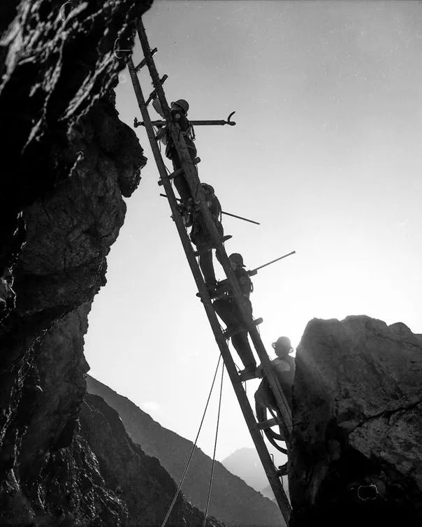 最美公路独库通车仪式,官宣独库公路2021年开通时间