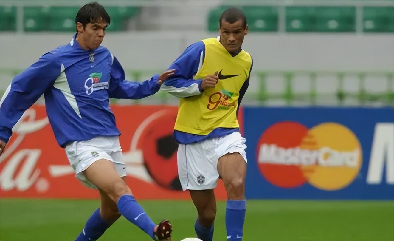 西班牙传控足球核心哈维,哈维巴萨实力有多强