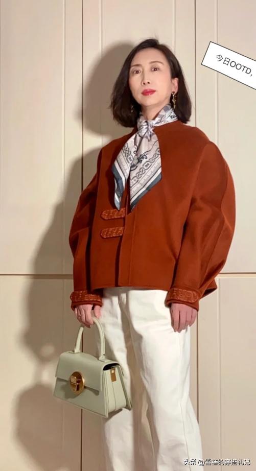 被上海奶奶的穿搭惊艳到了,被时尚老奶奶惊艳