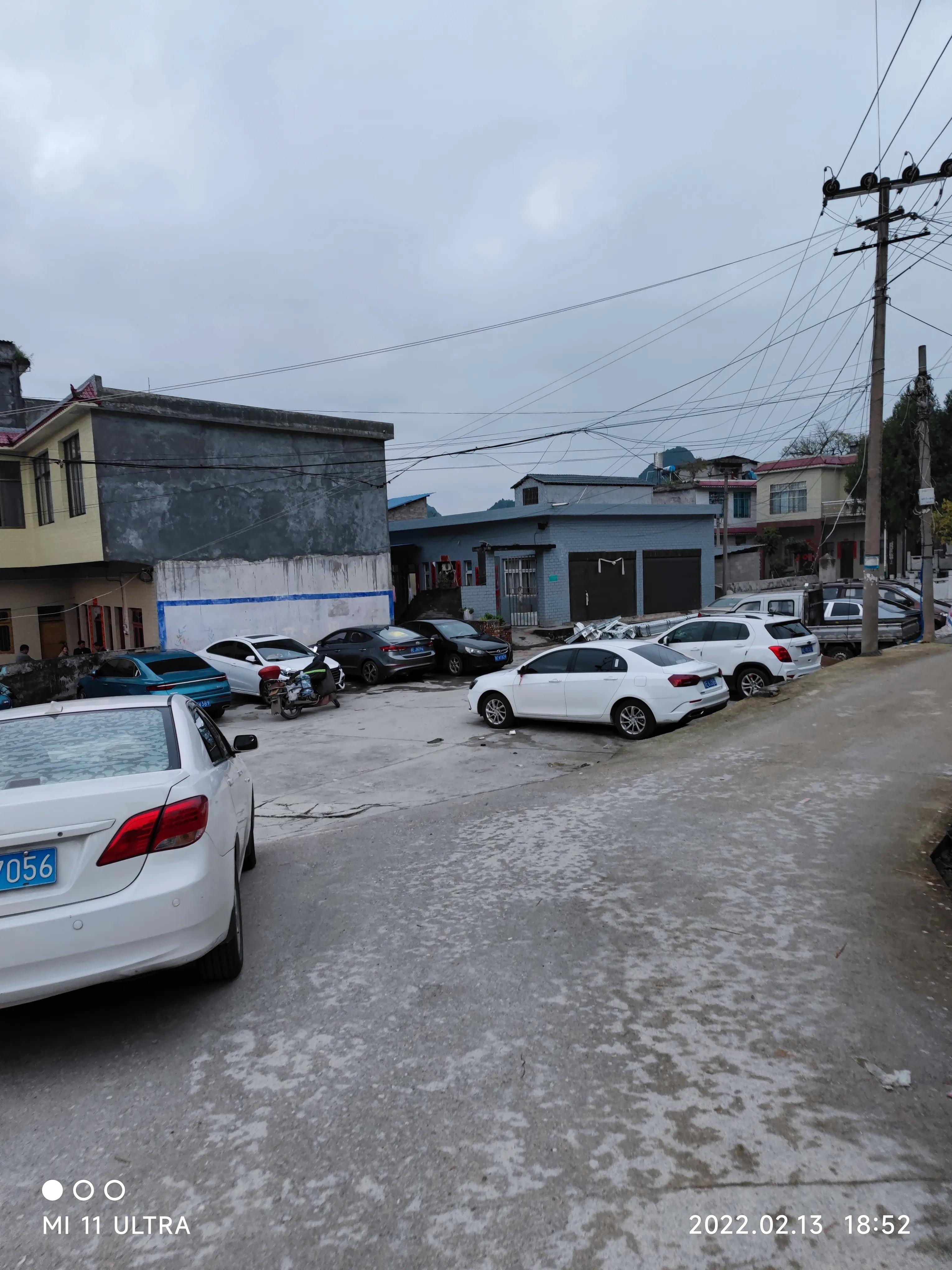 乡村修建停车场信息,关于建设农村停车场的建议