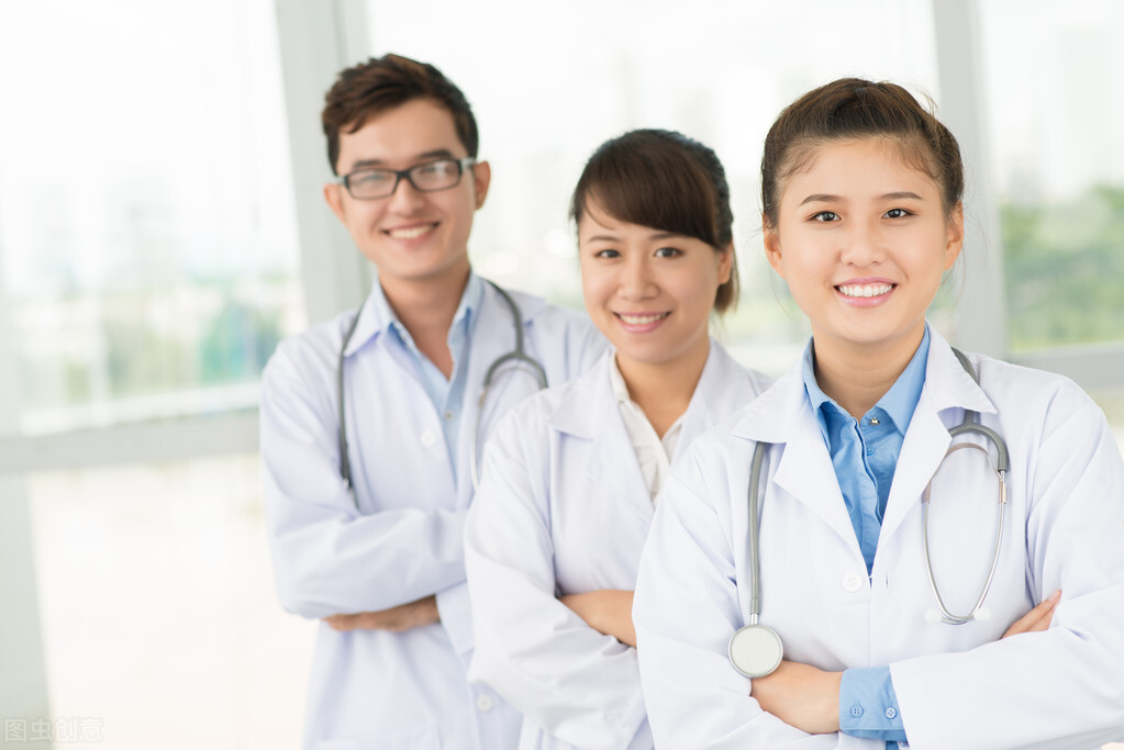 技校都有什么专业适合初中生男孩,技校选高铁专业什么学校比较靠谱