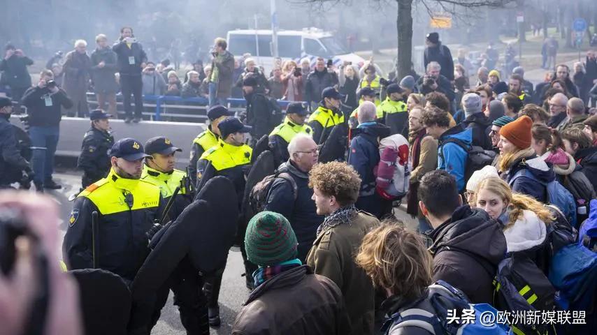 海牙入侵法案,海牙通缉令的威慑力