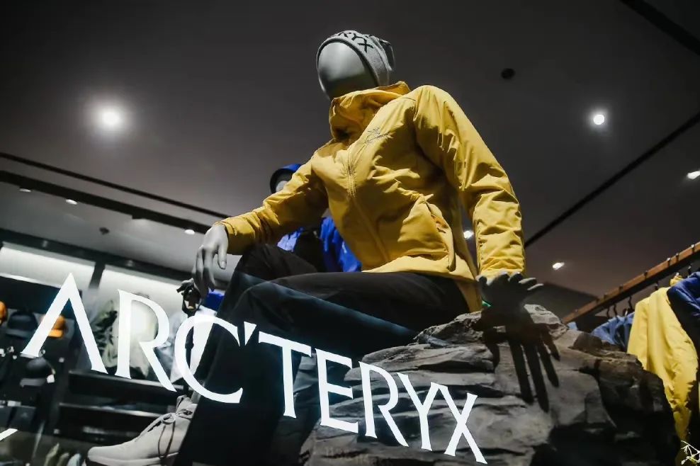 买始祖鸟全套要多少钱,始祖鸟高端还是爱马仕高端