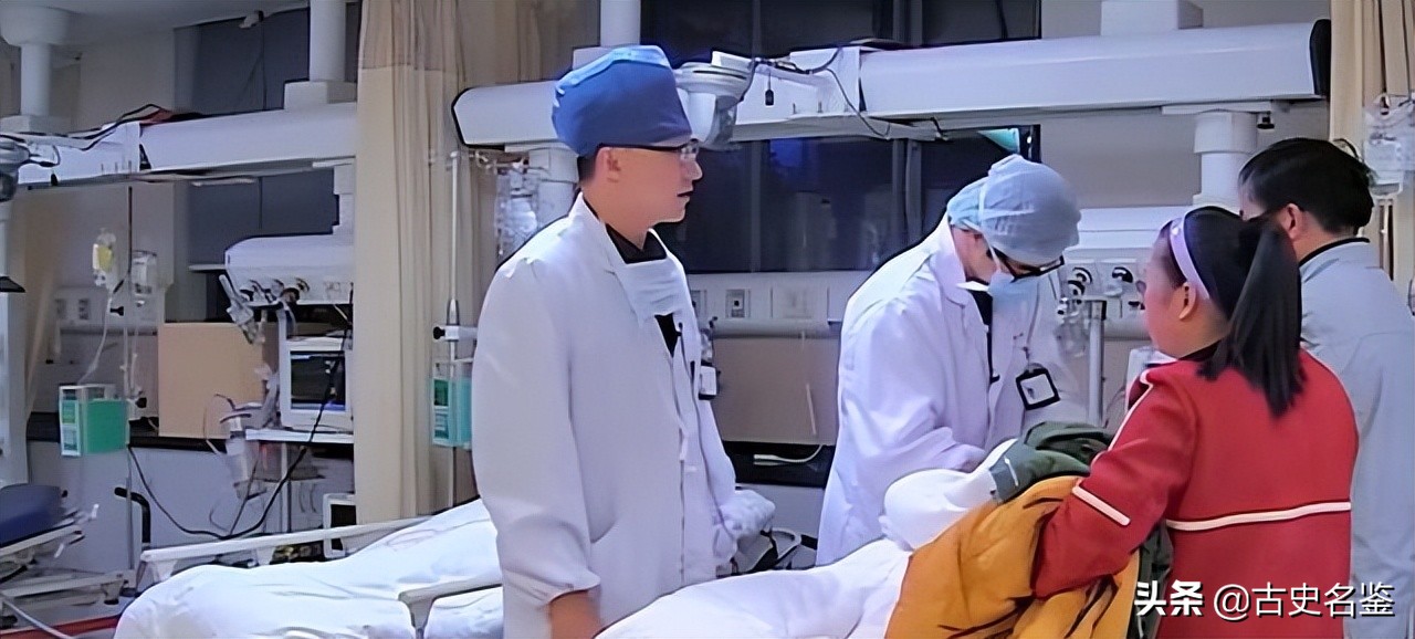 22岁女孩洗澡晕倒后续,22岁女孩洗澡后晕倒昏迷不醒