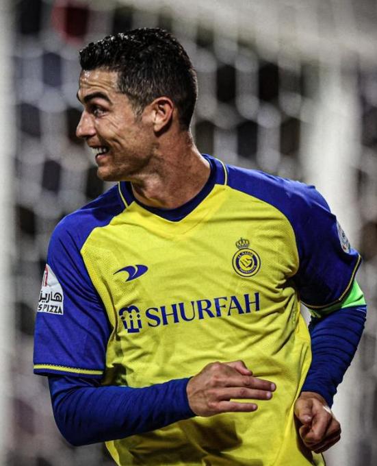 大反转，皇马1亿太子爆争议采访！梅西很欣慰，球迷：不给C罗面子