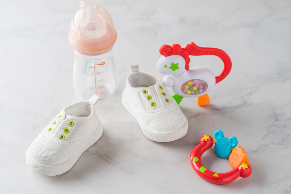 硅胶奶瓶好吗安全吗,硅胶奶瓶靠谱吗