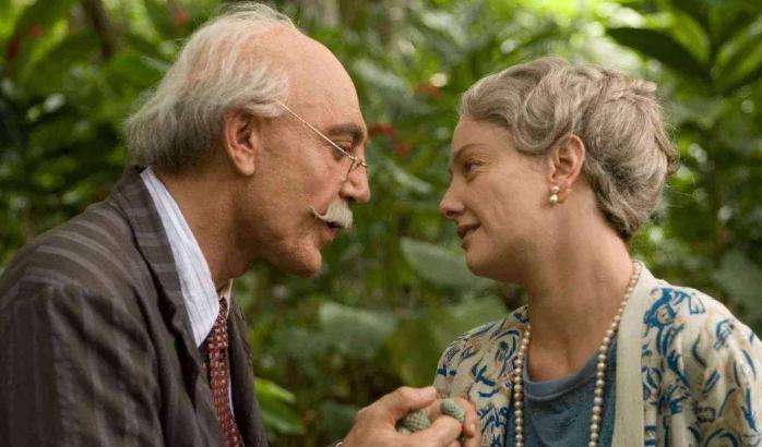 一个被“不伦之恋”诅咒的家族，《百年孤独》道尽人类荒诞的欲望