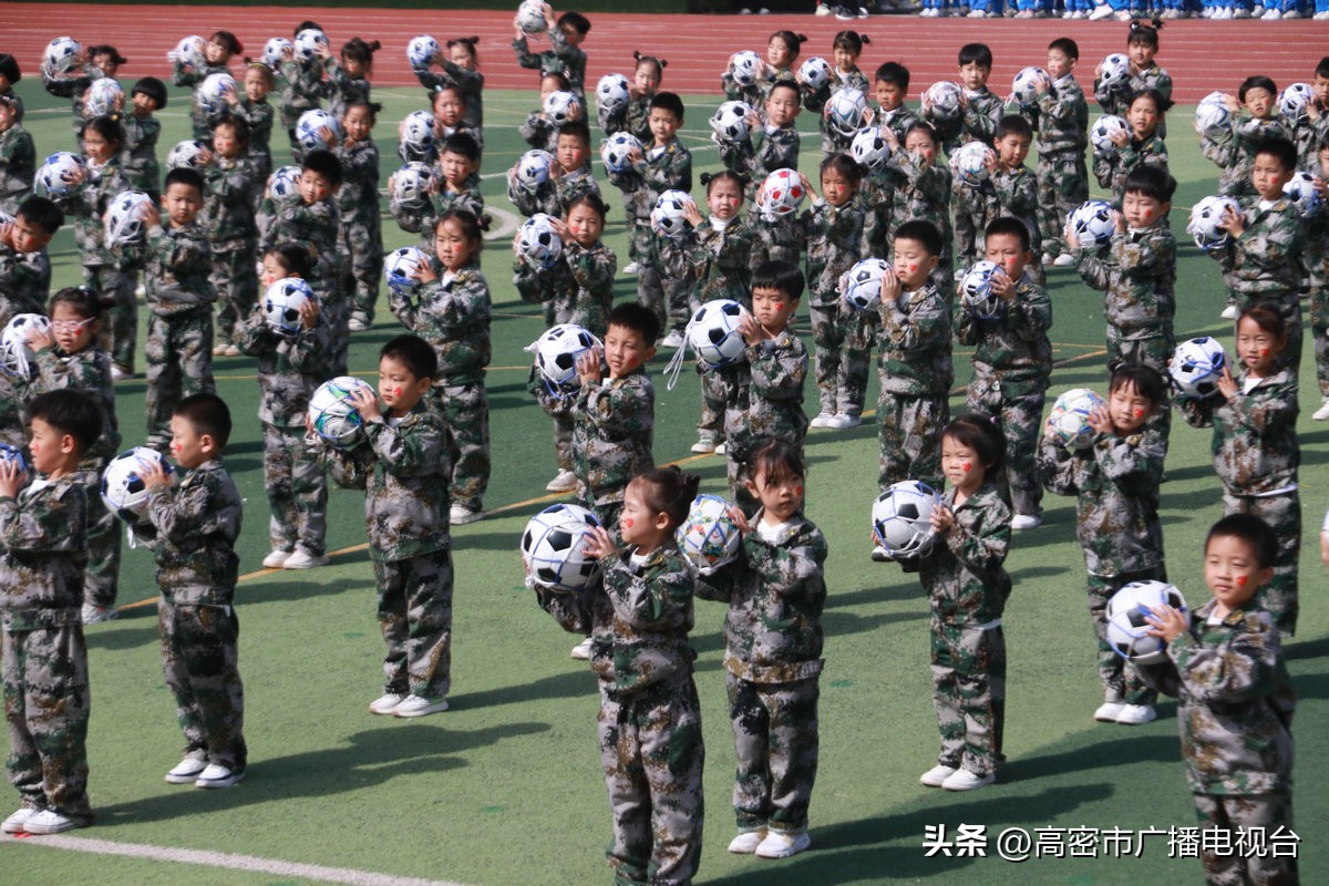 萌娃舞动秀,山东萌娃跳广场舞视频