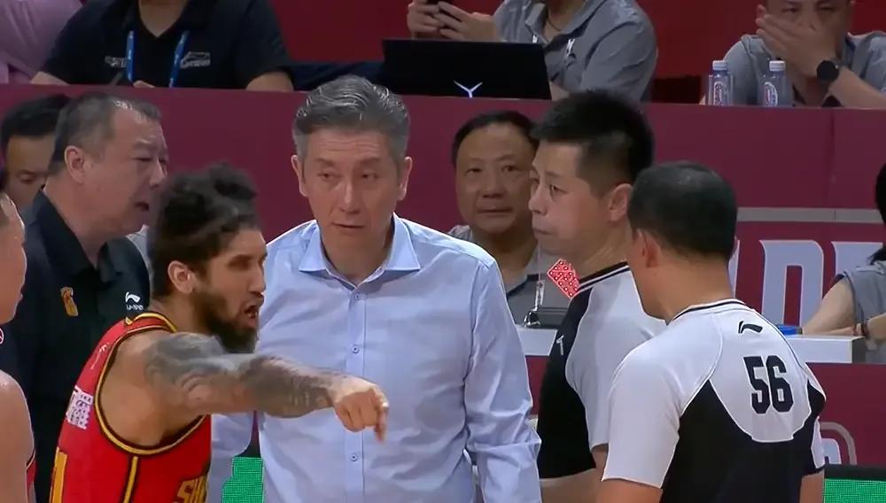 程帅澎化身王仕鹏，关键一球送别深圳队，还为浙江东阳光洗清冤屈