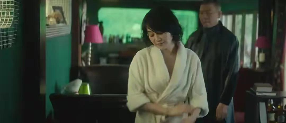 许晴和王志文谈过恋情,许晴曾经有多爱王志文