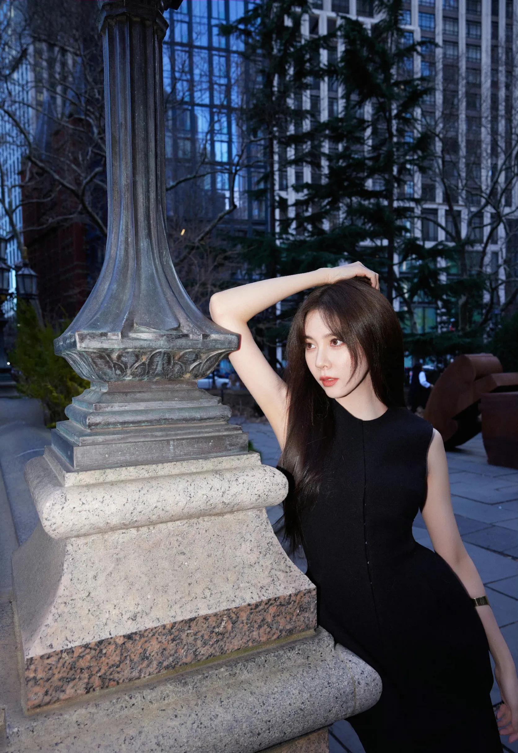 宋妍霏时装周衣服,奔跑吧时装周郑恺给宋妍霏选时装