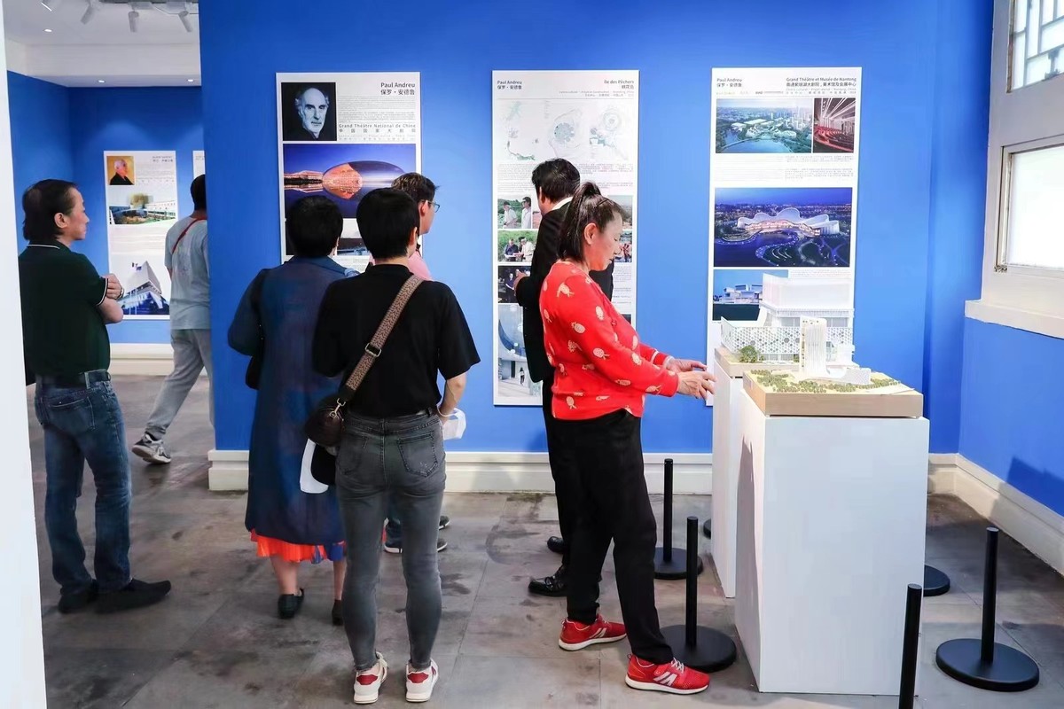 法式新浪漫东风标致408x中国首秀,标致408x有哪些法式设计