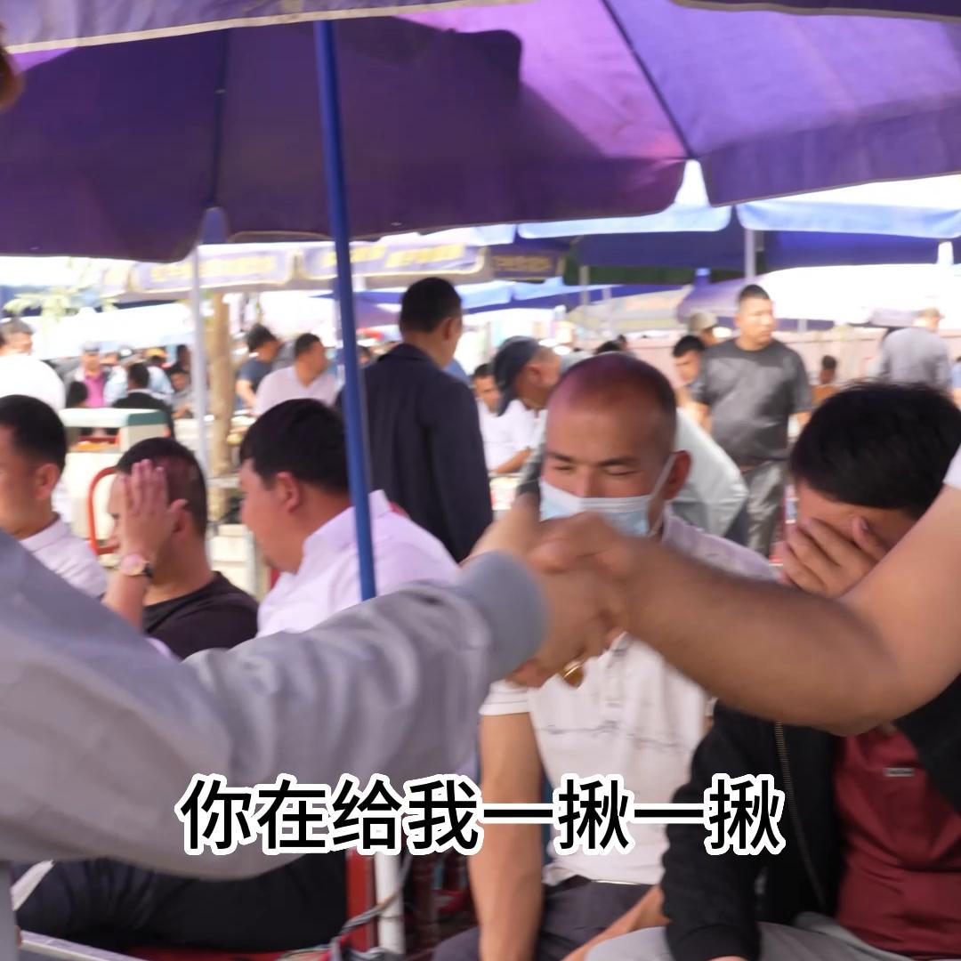 双面红皮籽料,双面红皮籽料原石高白