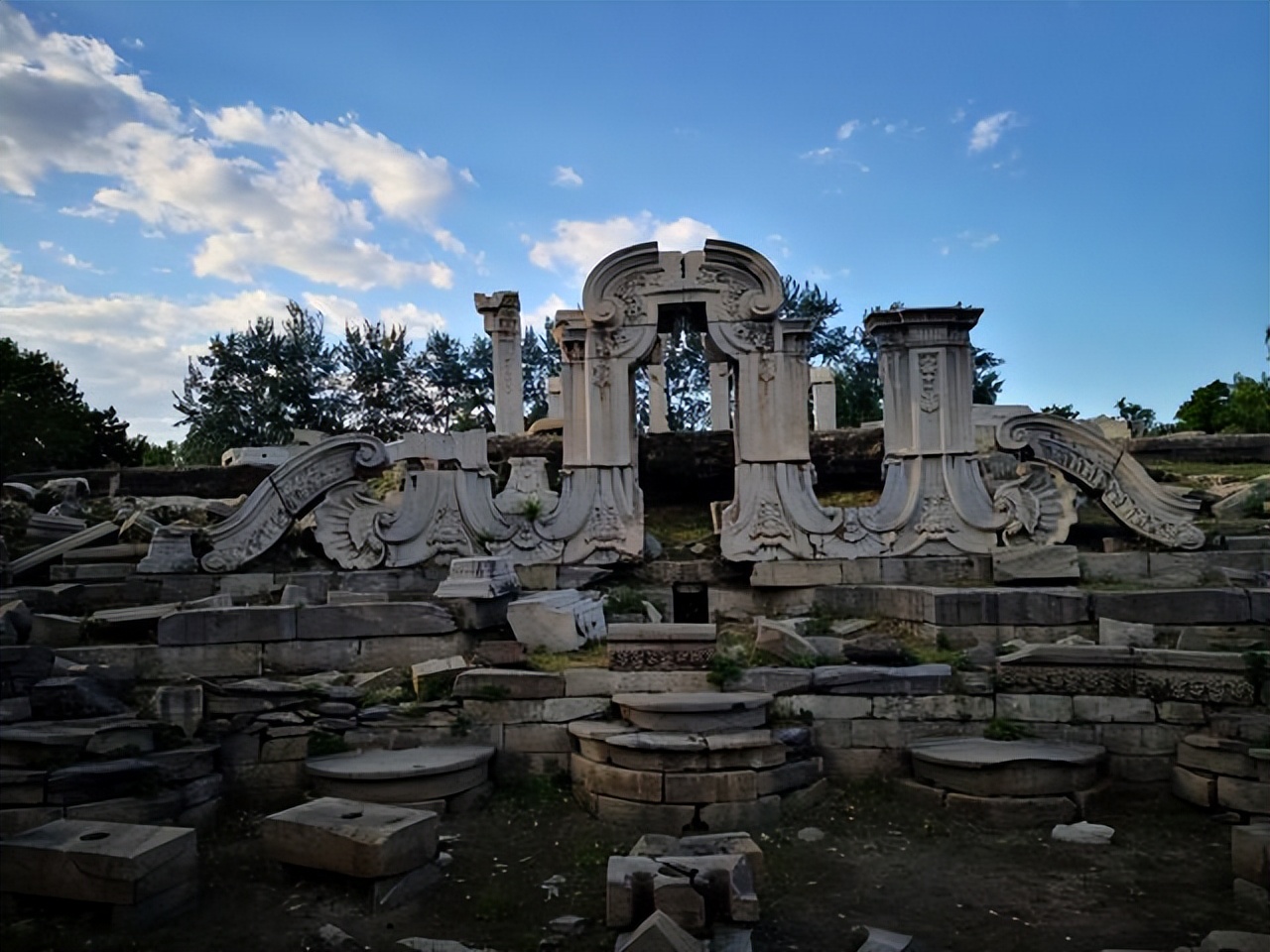 荷兰国宝级青花瓷,最昂贵的青花瓷拍卖