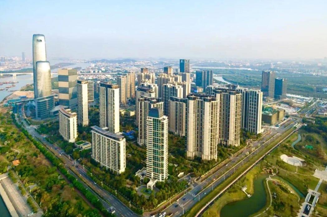 复刻琶洲旧改辉煌！中轴上百万方旧改旁，绝版新盘即将登场