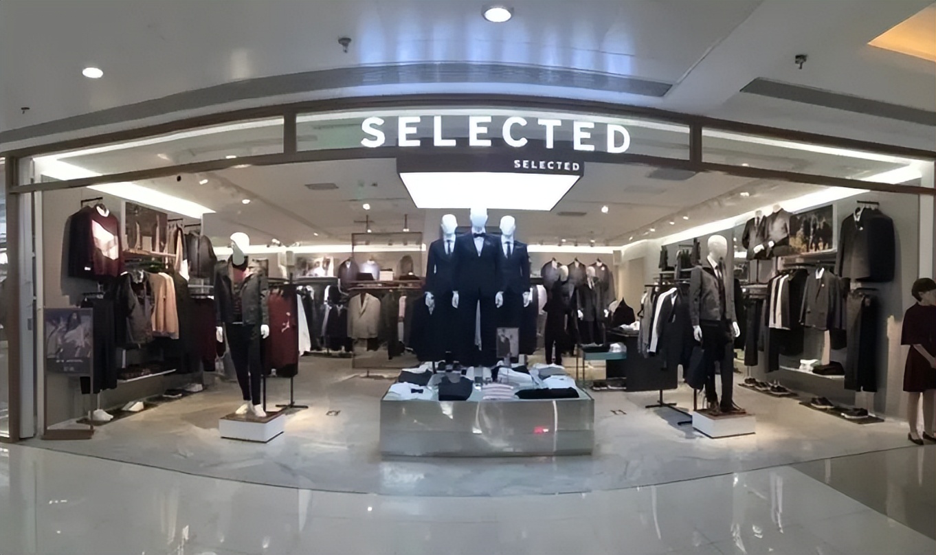 上海一小区团购优衣库衣服，瞧把大家给逼的