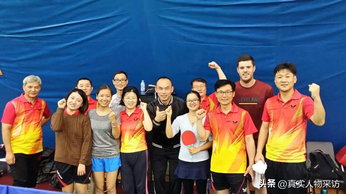 英国小伙到中国和女朋友家,英国小伙来中国8年了