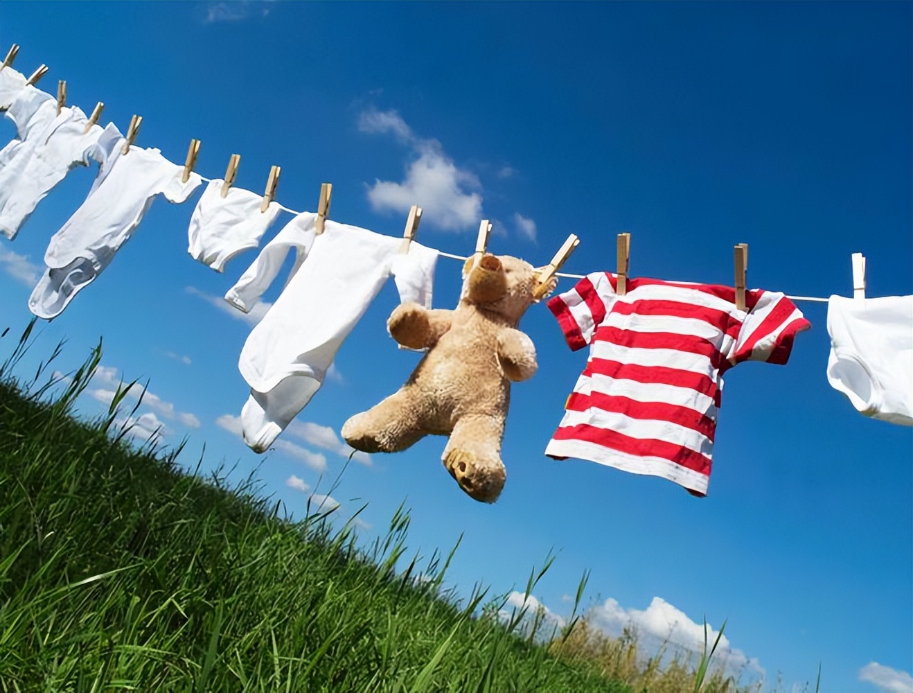 聪明的父母怎么处理宝宝流口水，快看这几个步骤