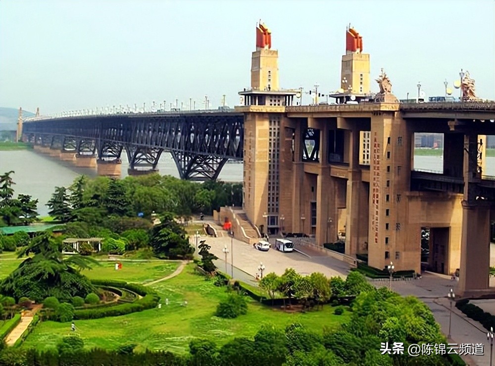 关于重阳节春节清明节的古诗,清明节积累关于传统节日的古诗词