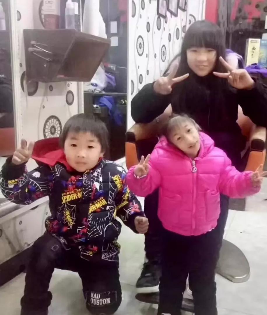 2009年湖南女子生下2斤重小猴子,湖南女子生了个小猴子上综艺节目