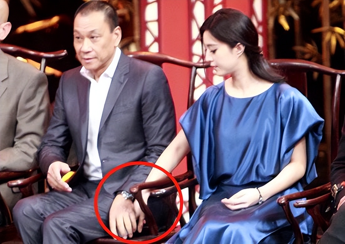 12年后再看王学圻：当年他和相伴40年的发妻离婚，不是因为范冰冰