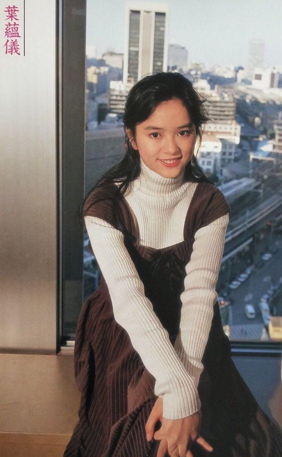 浪漫复古港风穿搭女,经典港风穿搭女高级感