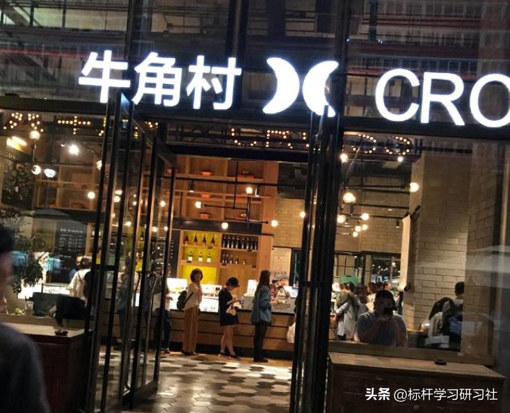 中国最“作死”网红店：砸1亿装修，却没干过路边摊