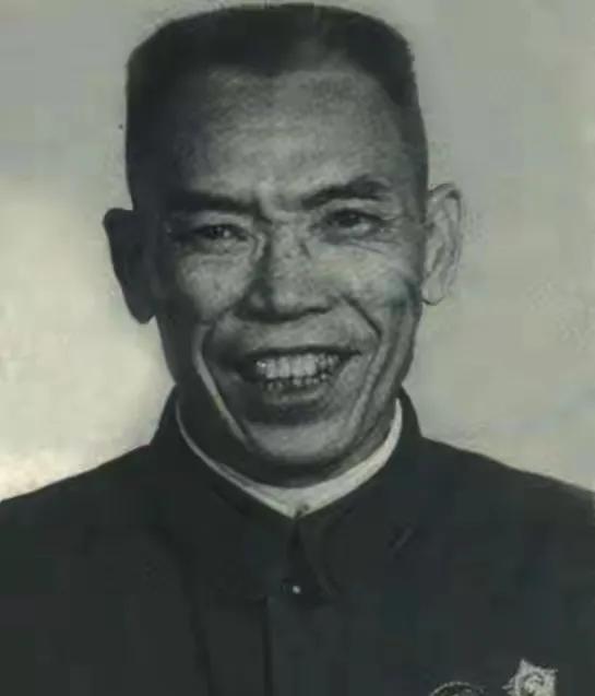 虎将梁大牙是谁,虎将梁大牙受表扬