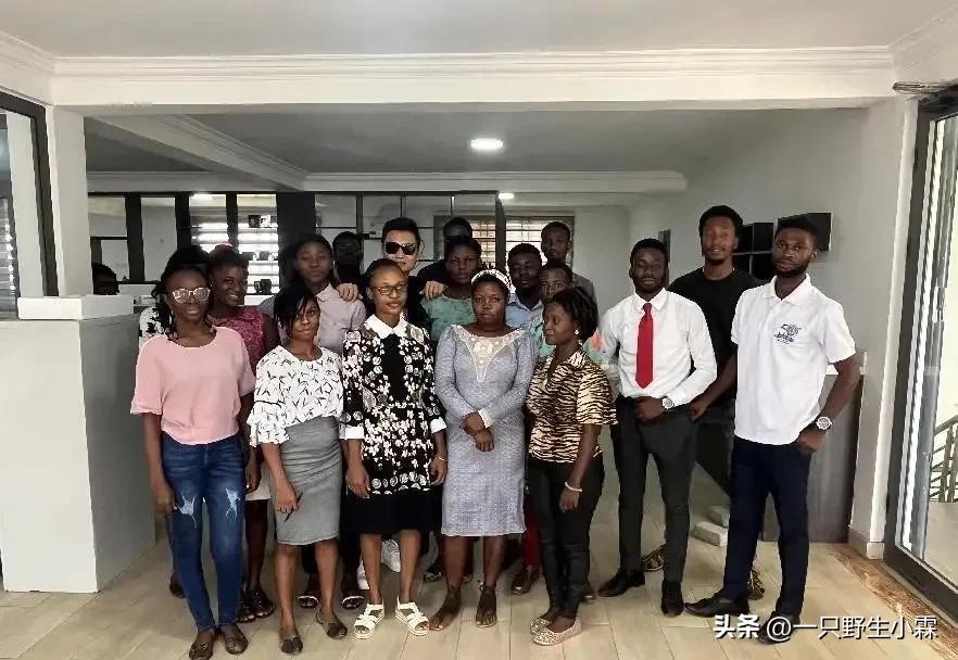 我90后，大学休学，意外到非洲年赚100万，如今开公司人生开挂了