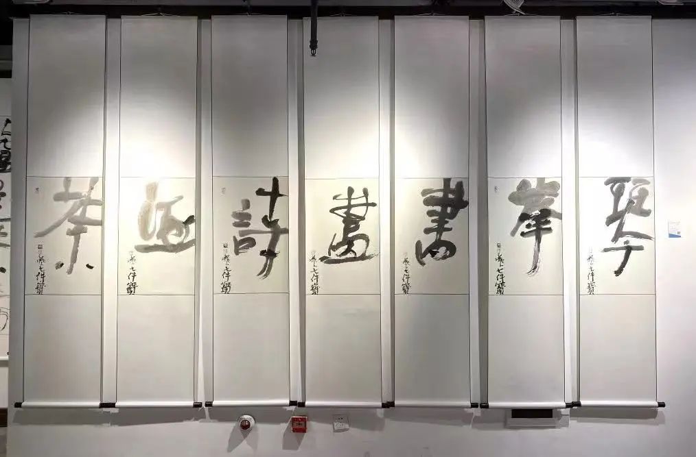 百变角色卡！假日玩转高新↓↓↓